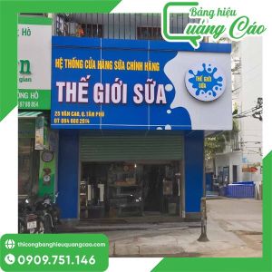Bảng Hiệu Cửa Hàng Sữa