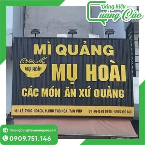 Bảng Hiệu Mì Quảng