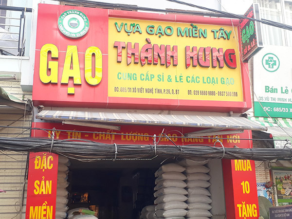 Mẫu bảng hiệu b&aacute;n gạo Th&agrave;nh Hưng