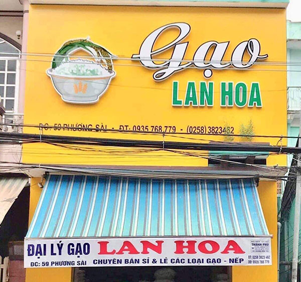 Mẫu bảng hiệu b&aacute;n gạo đẹp