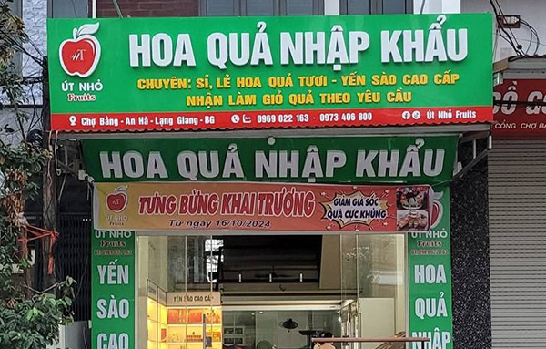 Mẫu biển quảng c&aacute;o hoa quả nhập khẩu đẹp