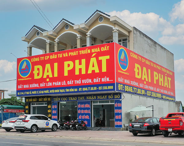 Mẫu bảng hiệu c&ocirc;ng ty bất động sản Đại Ph&aacute;t