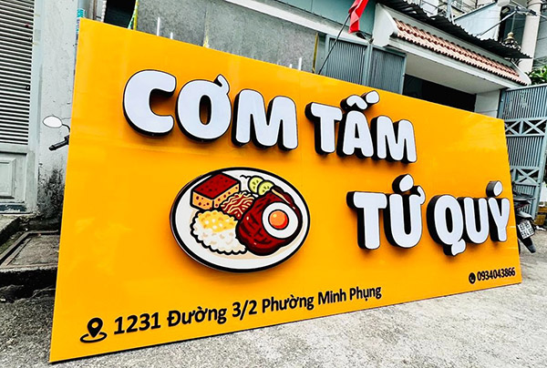 L&agrave;m bảng hiệu qu&aacute;n cơm tấm Tứ Qu&yacute;