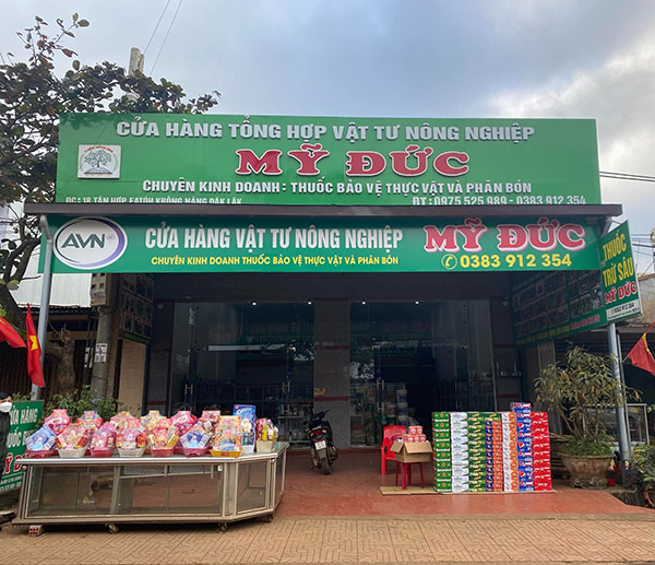 Mẫu bảng hiệu cửa h&agrave;ng tổng hợp vật tư n&ocirc;ng nghiệp Mỹ Đức