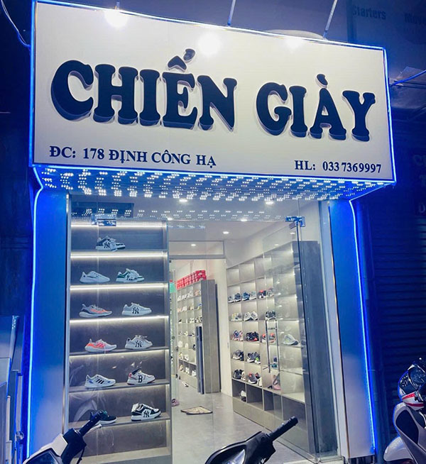 Mẫu biển quảng c&aacute;o cửa h&agrave;ng gi&agrave;y d&eacute;p Chiến