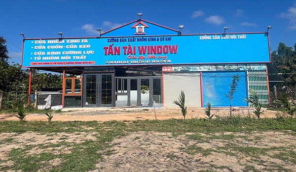 Mẫu bảng hiệu xưởng sản xuất nh&ocirc;m k&iacute;nh Tấn T&agrave;i