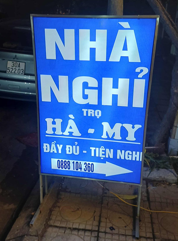 Mẫu biển vẫy nh&agrave; nghỉ hộp đ&egrave;n nổi bật