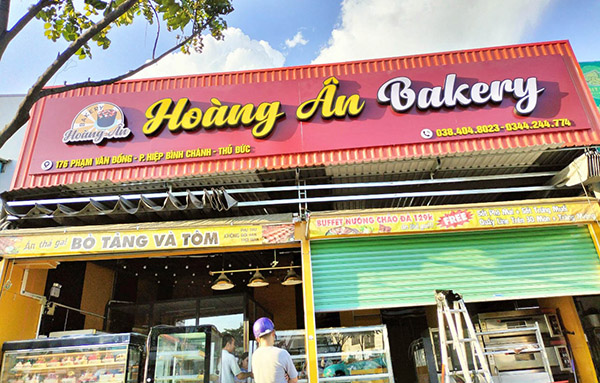 Mẫu biển tiệm b&aacute;nh sinh nhật Ho&agrave;ng &Acirc;n