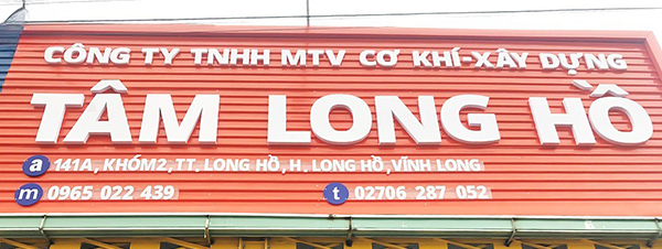 Mẫu bảng hiệu cơ kh&iacute; nền t&ocirc;n s&oacute;ng kết hợp chữ nổi