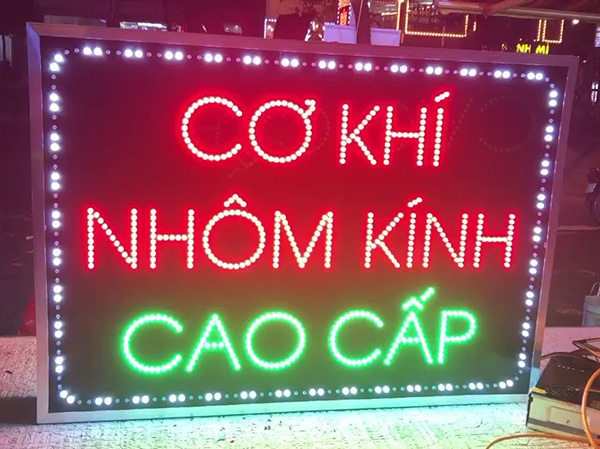 Mẫu biển vẫy cơ kh&iacute; đ&egrave;n LED thu h&uacute;t