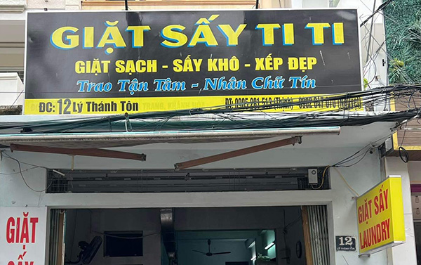 Mẫu bảng hiệu tiệm giặt sấy Ti Ti