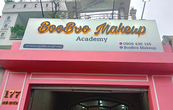 Mẫu bảng hiệu tiệm makeup BooBoo