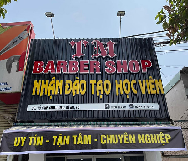 Mẫu bảng hiệu barber shop đẹp