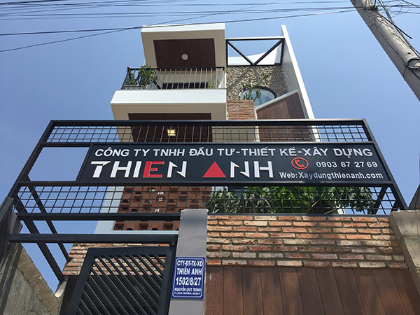 Mẫu biển quảng c&aacute;o c&ocirc;ng ty x&acirc;y dưng Thi&ecirc;n Anh