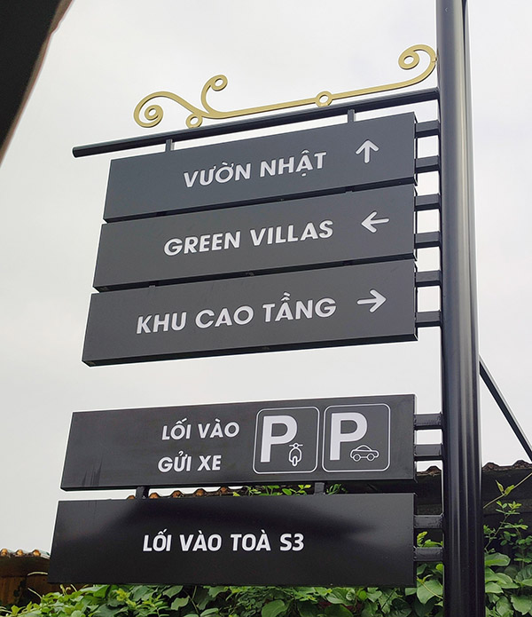 L&agrave;m biển chỉ dẫn ngo&agrave;i trời