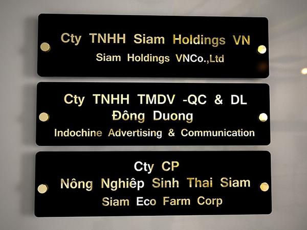 L&agrave;m biển chỉ dẫn t&ograve;a nh&agrave; văn ph&ograve;ng bằng Mica