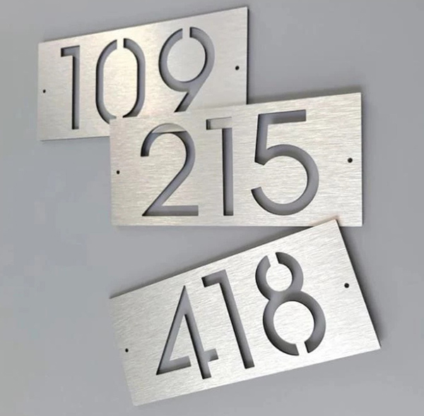 L&agrave;m biển số nh&agrave; gi&aacute; rẻ