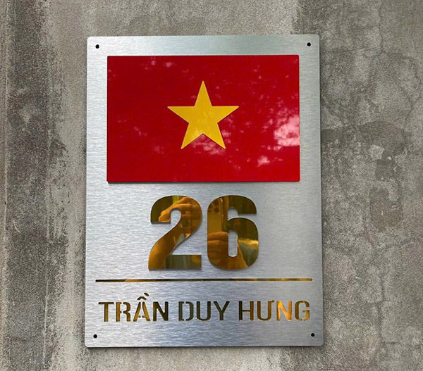 L&agrave;m biển số nh&agrave; theo y&ecirc;u cầu