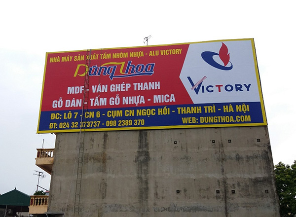 Tấm pano quảng c&aacute;o ốp tường