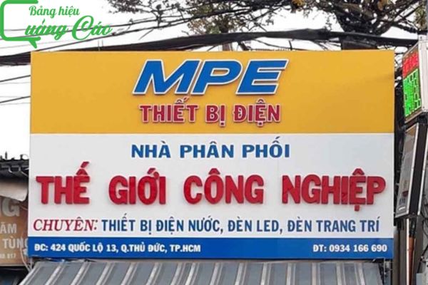 Bảng hiệu cửa hàng điện nước Thế Giới Công Nghiệp