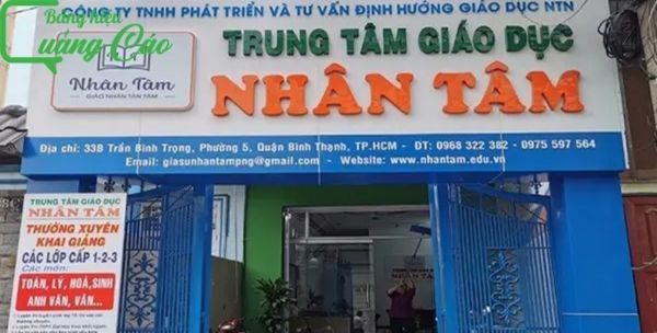 Bảng hiệu nhận dạy kèm Nhân Tâm