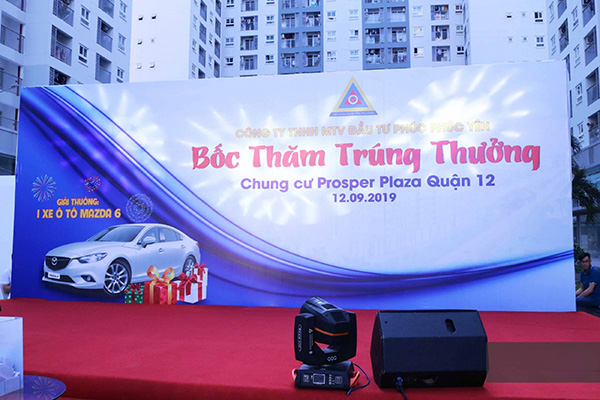 Thiết kế, in ấn v&agrave; thi c&ocirc;ng backdrop lễ bốc thăm tr&uacute;ng thưởng gi&aacute; rẻ, trọn g&oacute;i TPHCM
