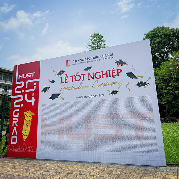 K&iacute;ch thước thiết kế backdrop lễ tốt nghiệp chuẩn