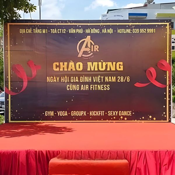 Thi c&ocirc;ng backdrop ng&agrave;y h&ocirc;i gia đ&igrave;nh Việt Nam uy t&iacute;n TPHCM