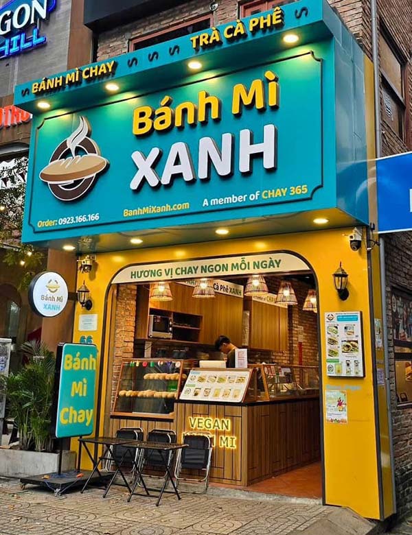 Mẫu biển quảng c&aacute;o tiệm b&aacute;nh m&igrave; Xanh