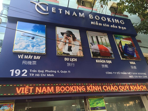 Mẫu bảng hiệu dịch vụ du lịch Việt Nam Booking
