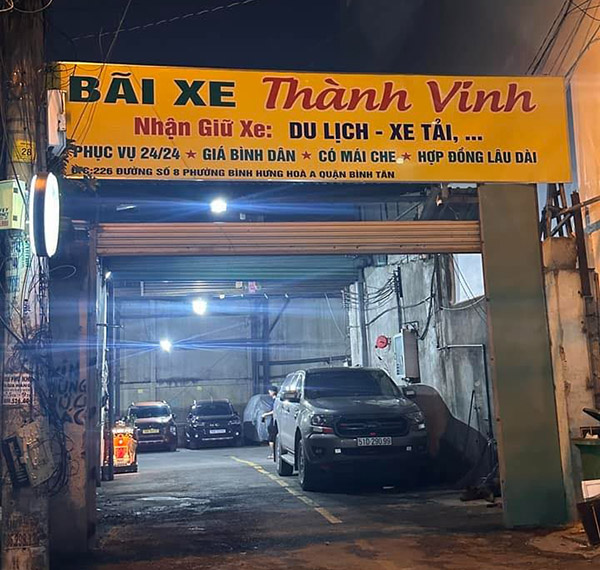 Mẫu biển quảng c&aacute;o giữ xe Th&agrave;nh Vinh