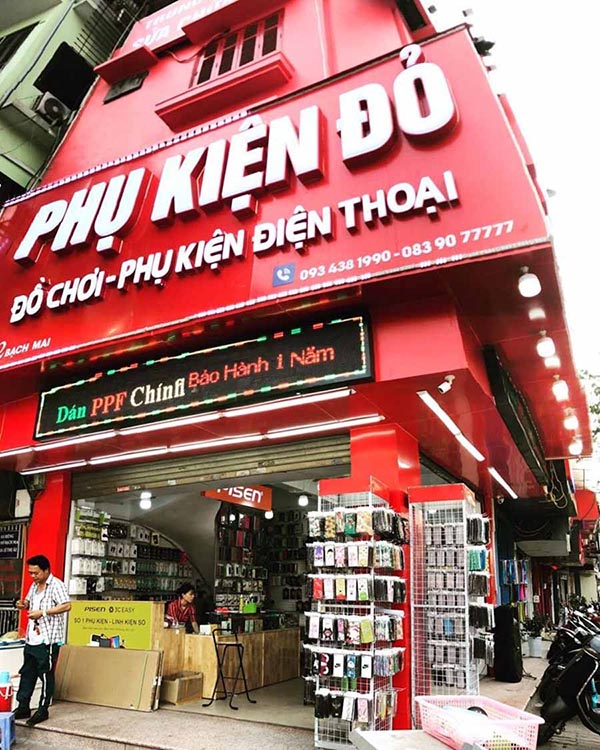 Mẫu bảng hiệu phụ điện thoại chất liệu Alu chữ nổi Mica