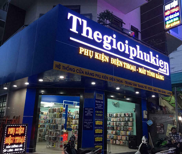 Mẫu bảng hiệu thế giới phụ kiện điện thoại