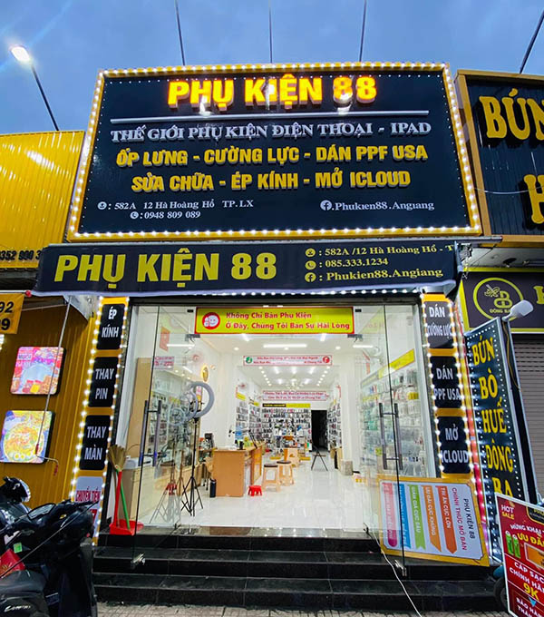 Mẫu bảng hiệu phụ kiện điện thoại 88