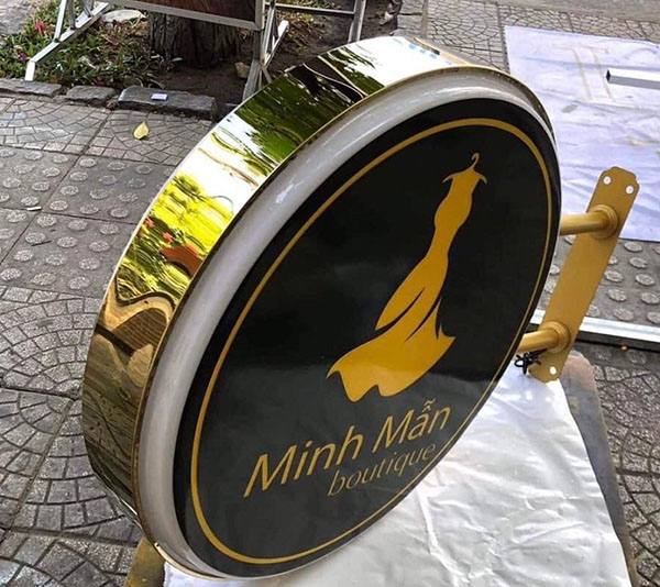 Mẫu bảng hiệu treo khung Inox cao cấp