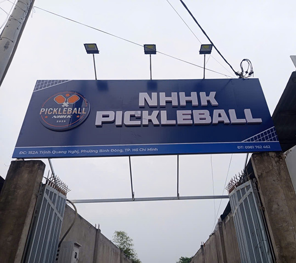 L&agrave;m bảng hiệu chữ nổi Alu gi&aacute; rẻ