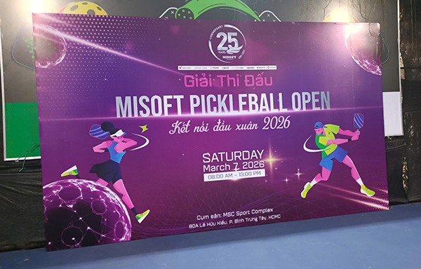 Thi c&ocirc;ng backdrop sự kiện gi&aacute; rẻ tại quận 1