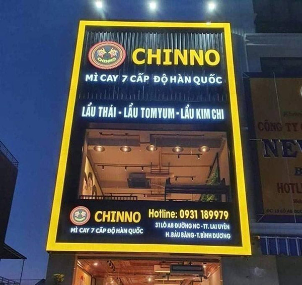 Mẫu bảng hiệu qu&aacute;n m&igrave; c&acirc;y Chinno đ&egrave;n LED