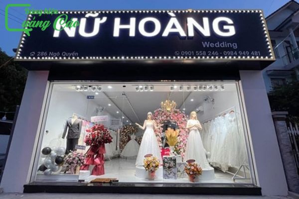 Bảng hiệu áo cưới mica hút nổi Nữ Hoàng