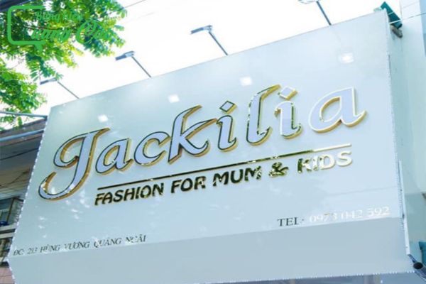Bảng hiệu áo cưới Jackilia
