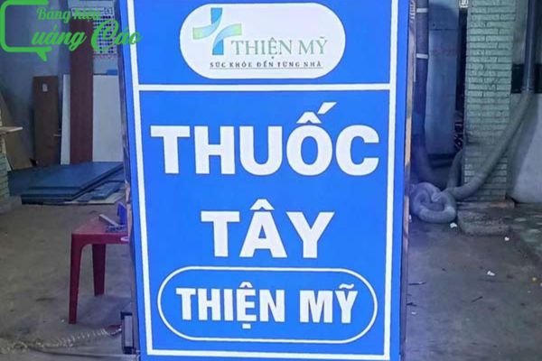 Bảng hiệu thuốc tây hộp đèn Thiện Mỹ