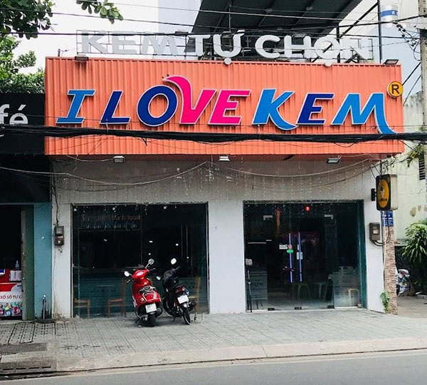Mẫu biển quảng c&aacute;o kem tươi I Love Kem