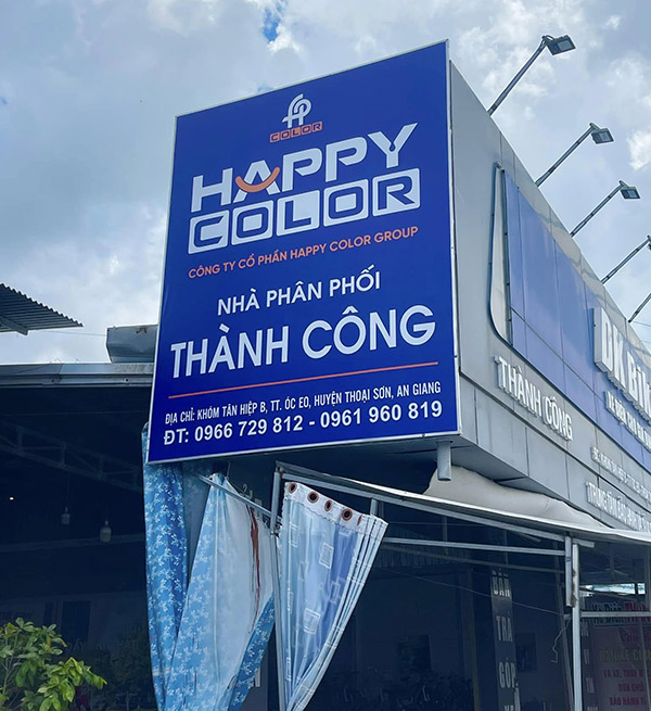 Mẫu bảng hiệu nền xanh chữ trắng