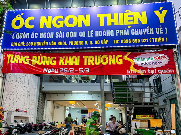 Mẫu bảng hiệu qu&aacute;n ốc căng bạt Hiflex gi&aacute; rẻ