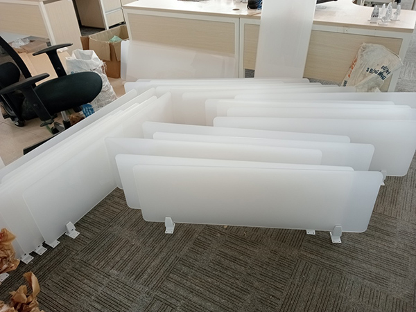 Định nghĩa về tấm Mica ch&aacute;o