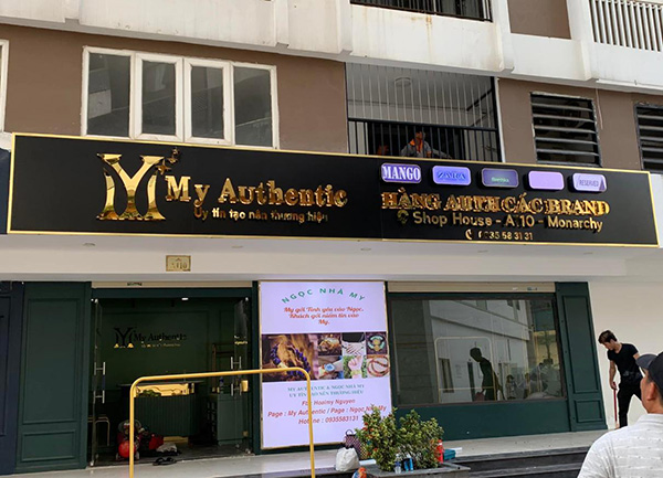 L&agrave;m chữ nổi đồng thau cho cửa h&agrave;ng