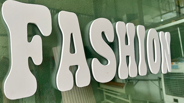 Quy tr&igrave;nh ho&agrave;n thiện chữ nổi Fomex