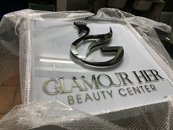 Chữ nổi Inox sơn tĩnh điện m&agrave;u đen