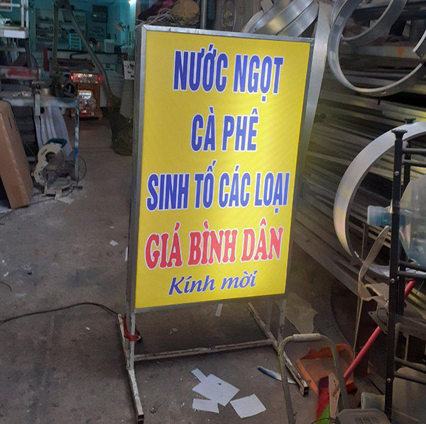 Thi c&ocirc;ng biển hộp đ&egrave;n Hiflex 2 mặt gi&aacute; rẻ