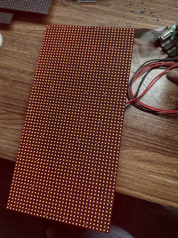 Mẫu hộp đ&egrave;n LED chạy chữ đơn sắc m&agrave;u đỏ